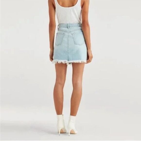 7 FOR ALL MANKIND | Rainbow Fringe Light Wash Denim Skirt Women’s Size 29 (8) - Picture 2 of 13